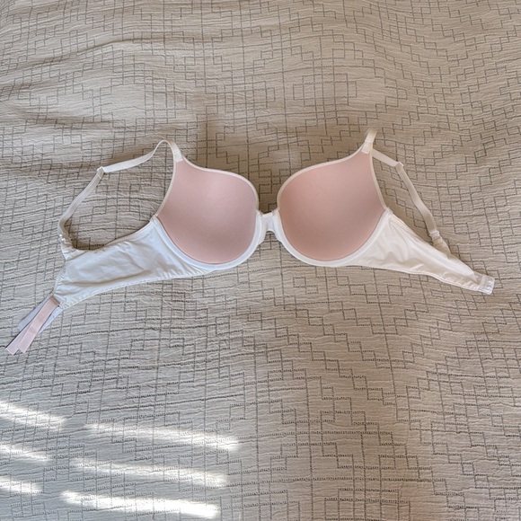 Victoria’s Secret T-shirt Push-Up Full Coverage Bra - Picture 3 of 5